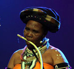 Madosini plays Umrhube